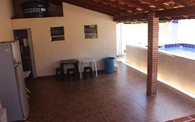 Casa com piscina no litoral norte